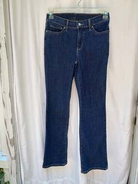 Levi's Women's Classic Bootcut Dark Wash Stretch Jeans w27/L30